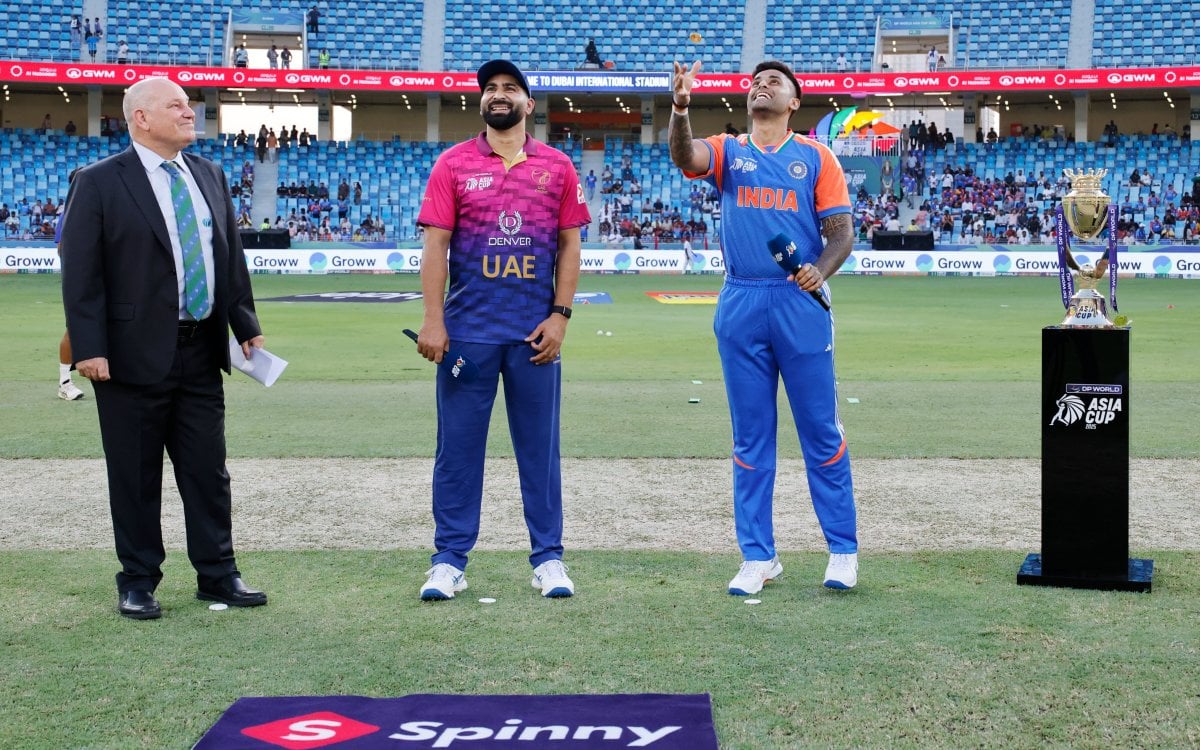 Asia Cup 2025: भारत ने यूएई के खिलाफ टाॅस जीतकर गेंदबाजी का फैसला किया, दोनों टीमों की प्लेइंग 11 देखें