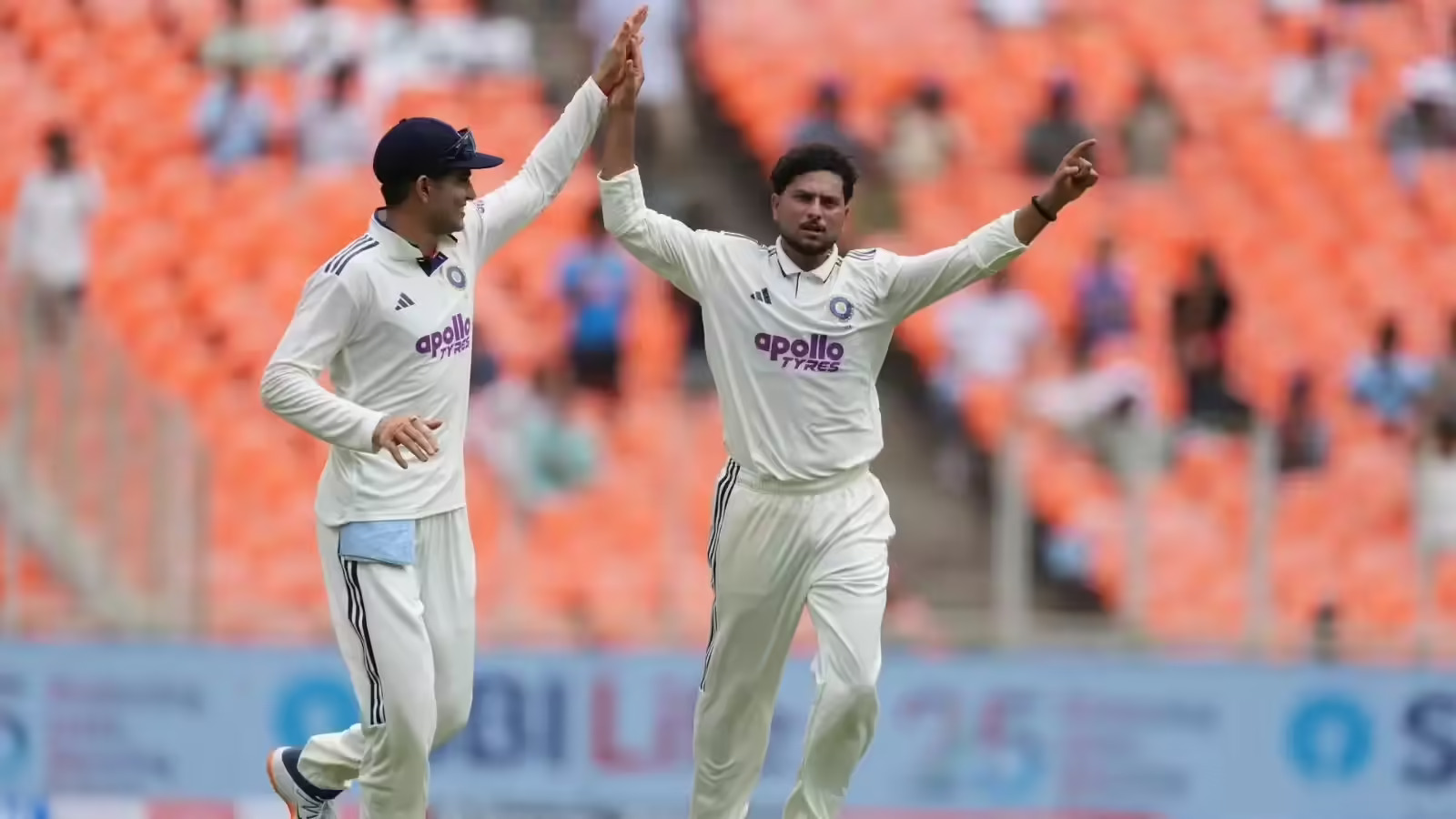 IND vs WI 2025: दिल्ली टेस्ट में पांच विकेट लेने के बाद कुलदीप यादव ने अपनी प्रतिक्रिया व्यक्त की - 'मैदान पर जादू करना होगा' 