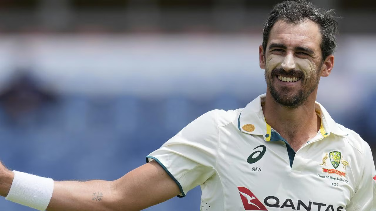 Ashes 2025-26: पर्थ में मिचेल स्टार्क का कोहराम, जेम्स एंडरसन को पीछे छोड़ा; कई बड़े रिकॉर्ड तोड़कर इतिहास रचा