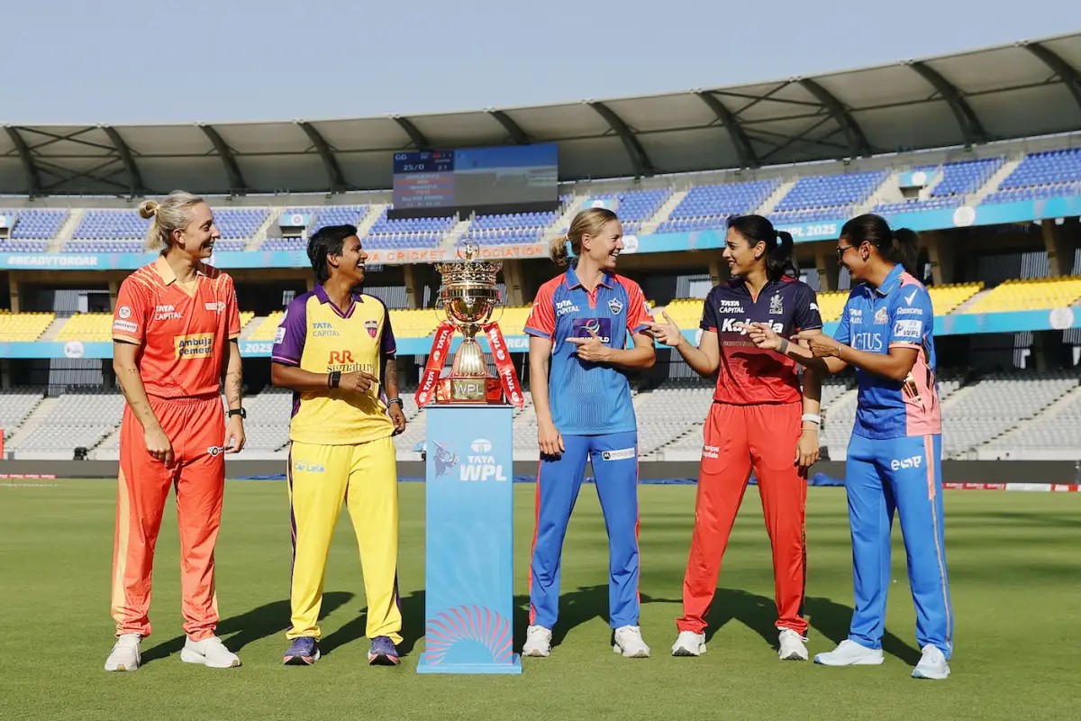 महिला प्रीमियर लीग 2026: मेगा ऑक्शन से पहले हर टीम के रिटेन-रिलीज खिलाड़ियों की पूरी लिस्ट और बचे हुए पर्स का हाल जानें