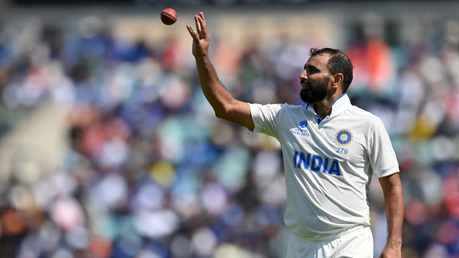 IND vs SA 2025: पूर्व भारतीय बल्लेबाज ने मोहम्मद शमी की अनुपस्थिति पर सवाल उठाए - 'टीम के भीतर विश्वास और समझ की कमी दिखती है'