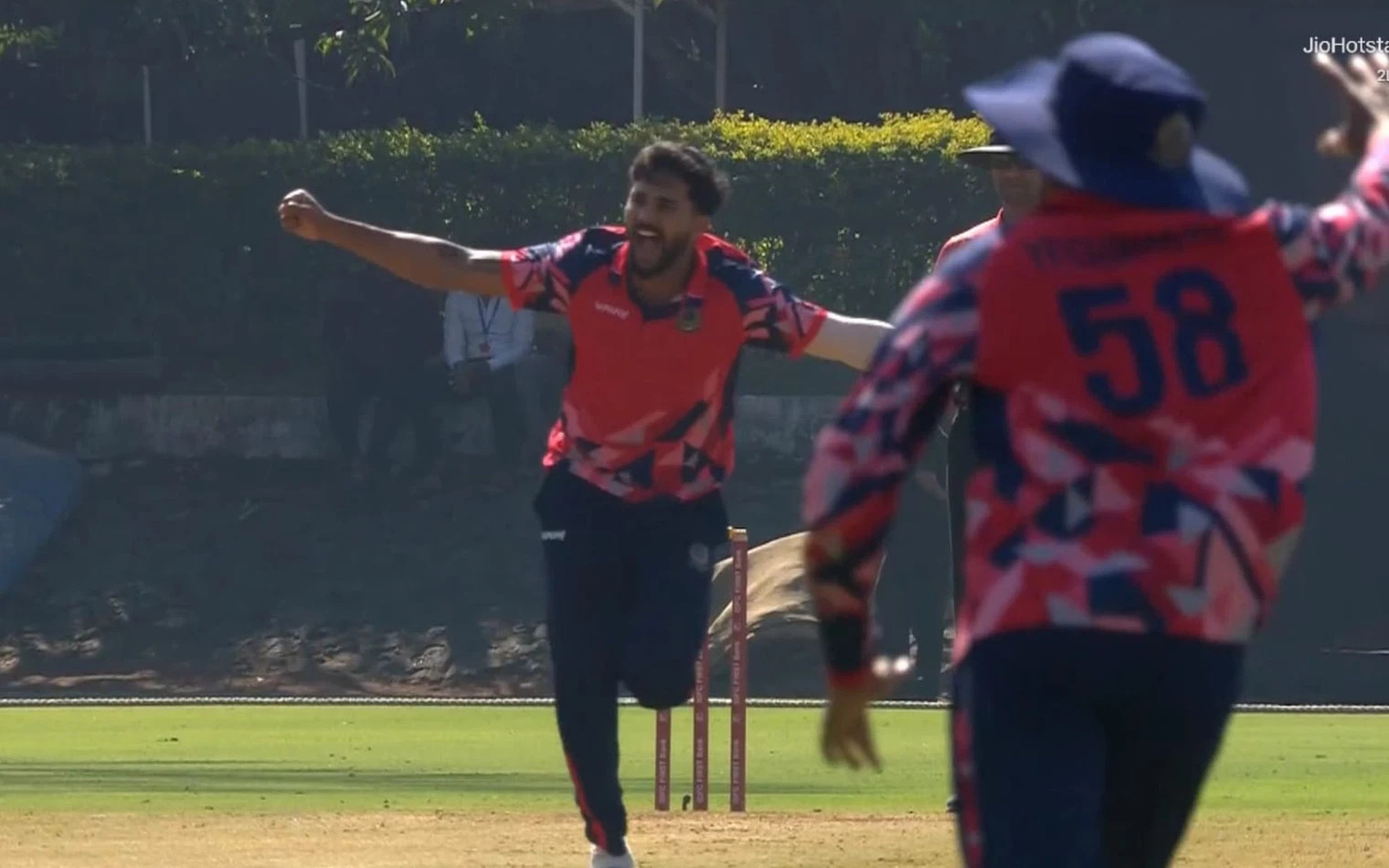 SMAT 2025: नीतीश कुमार रेड्डी ने हैट्रिक लेकर मध्य प्रदेश के टॉप ऑर्डर को ध्वस्त किया