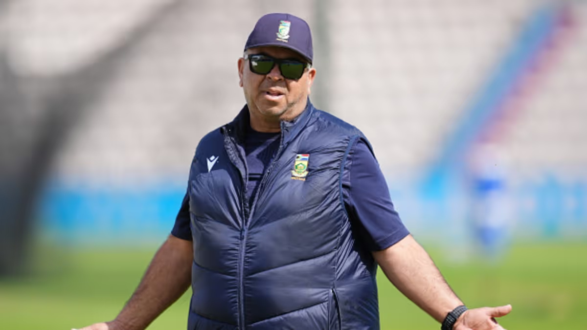 टी20 विश्व कप 2026: सेमीफाइनल हार के बाद बोले शुक्री कॉनराड – ‘यह सिर्फ हार नहीं बल्कि करारी हार थी’