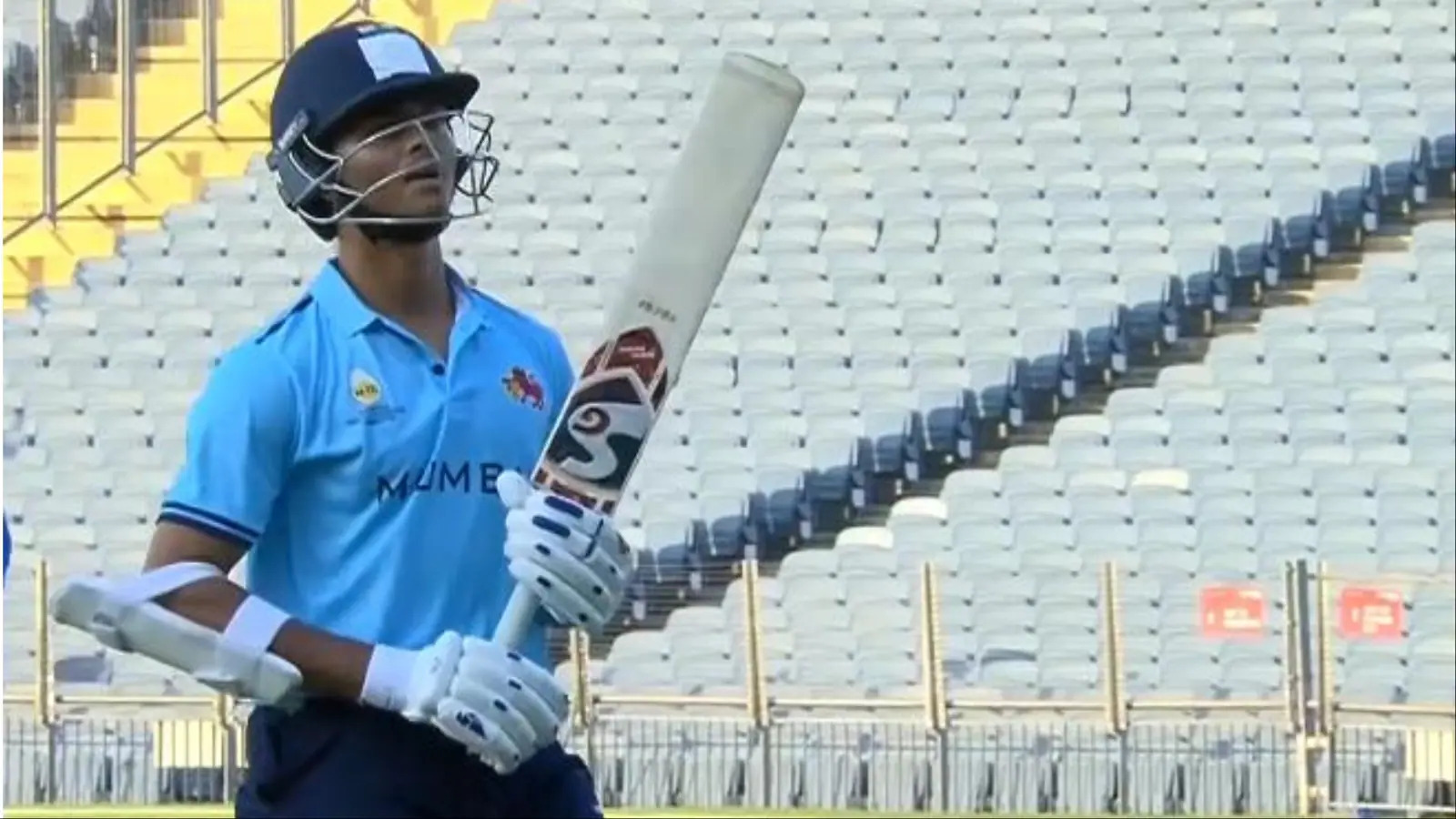 SMAT 2025: यशस्वी जायसवाल ने 200+ स्ट्राइक रेट से शतक ठोक मजबूत किया टी20आई ओपनर का दावा