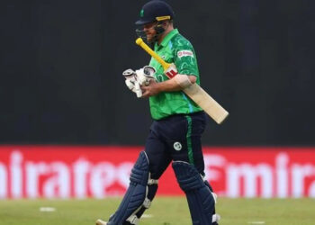 आयरलैंड की टीम में चोटिल स्टर्लिंग की जगह अनकैप्ड टॉपिंग शामिल